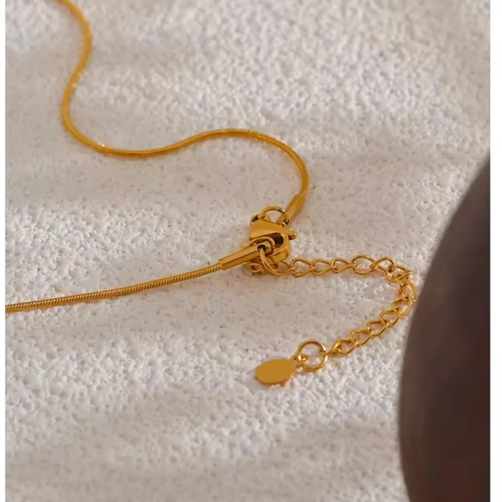 Red Heart Cute Minimal Gold Necklace